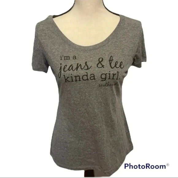 I’m a Jeans and Tee Kinda Girl Graphic T-shirt L - Picture 1 of 6